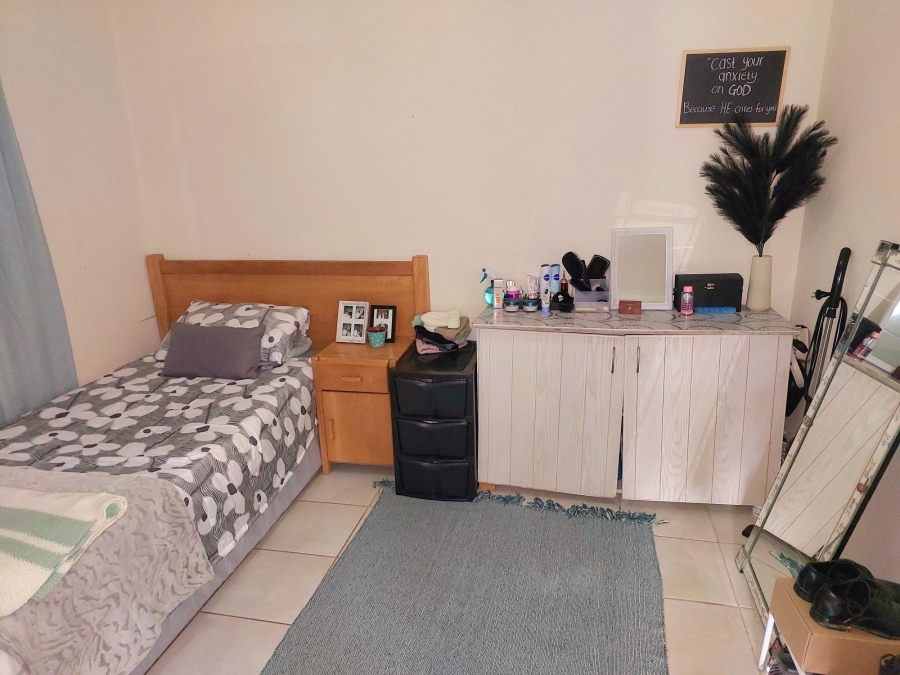 2 Bedroom Property for Sale in Doornkloof Western Cape